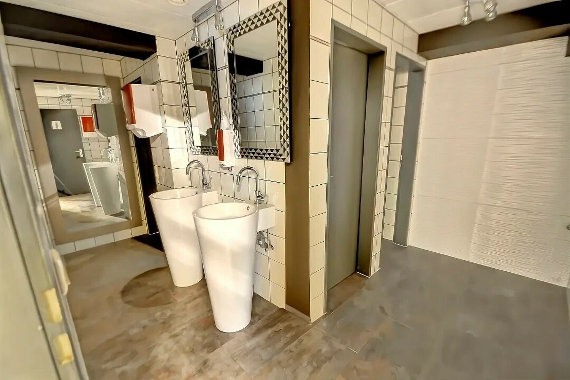 Image 7