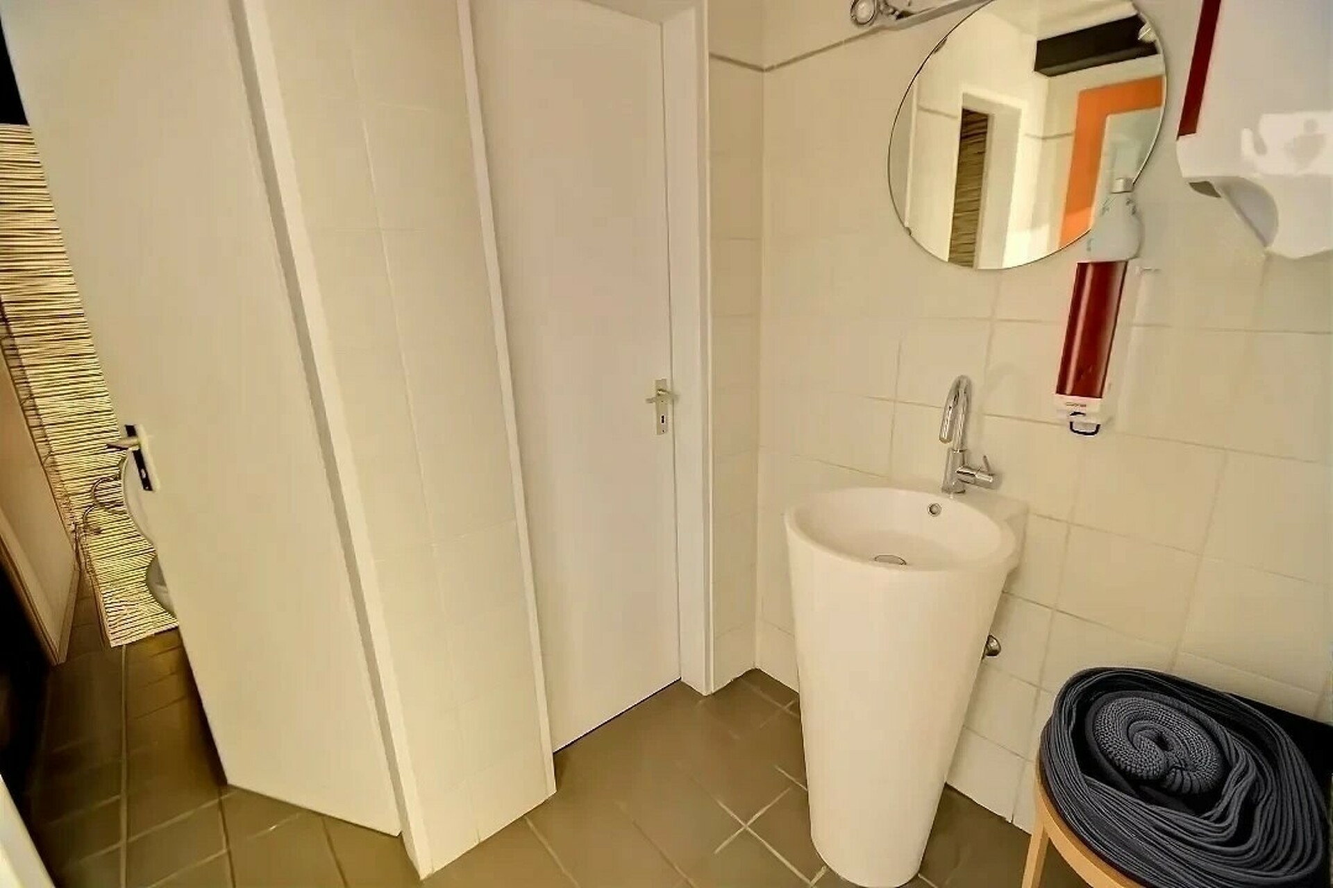 Image 10